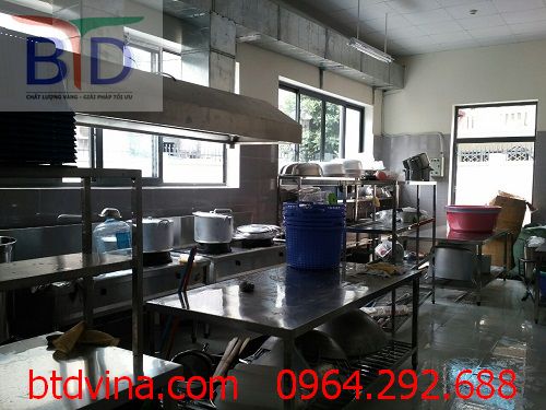 Hệ thống chụp hút mùi khu bếp tại trường tiểu học Chu Văn An- Hà Nội