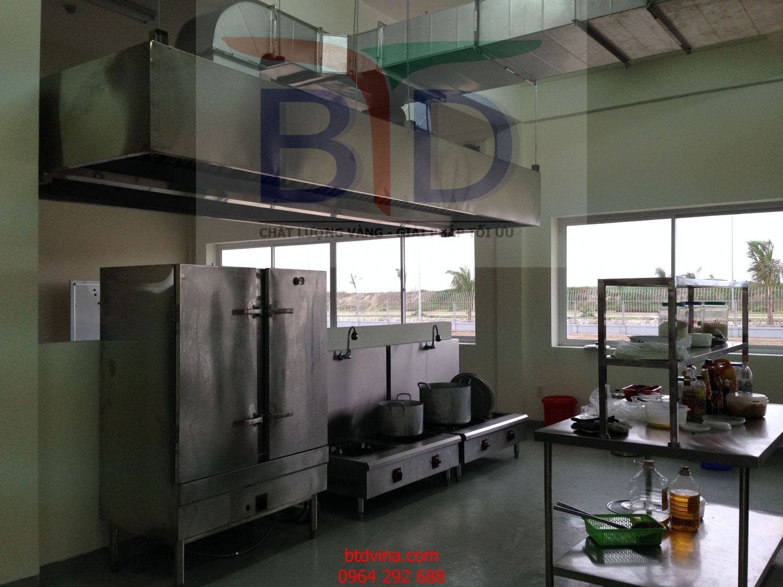 Tủ nấu cơm công nghiệp tại khu bếp nhà máy IIA- Đình Vũ- Hải Phòng