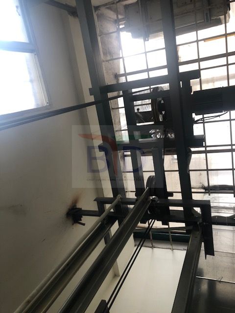 Dầm máy thang tời thực phẩm 150 kg- 04 stops tại Vũ Phạm Hàm
