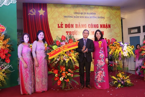 Lễ đón nhận đạt chuẩn quốc gia của Trường mầm non Hoa Hướng Dương- Ba Đình- Hà Nội