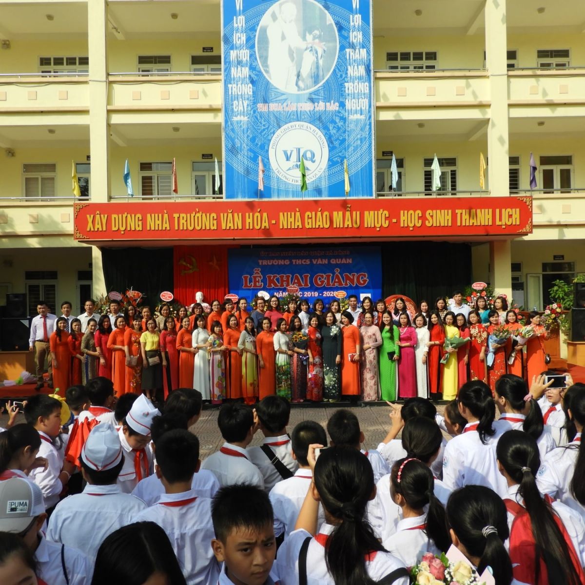 Lễ khai giảng trường trung học cơ sở Văn Quán- Hà Đông